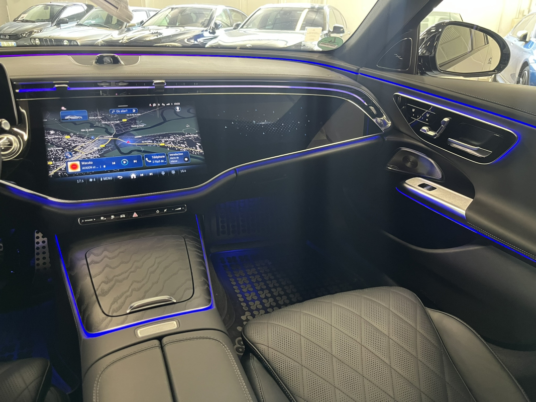 Mercedes Classe E — 23