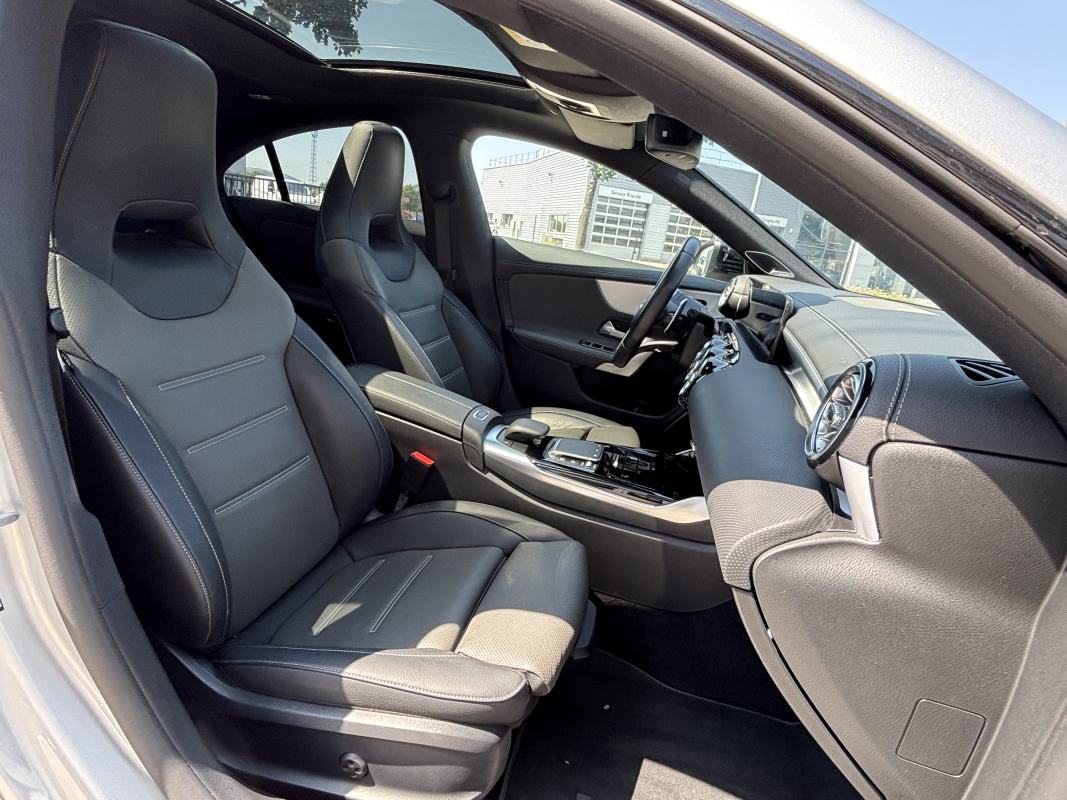 Mercedes Classe CLA — 14
