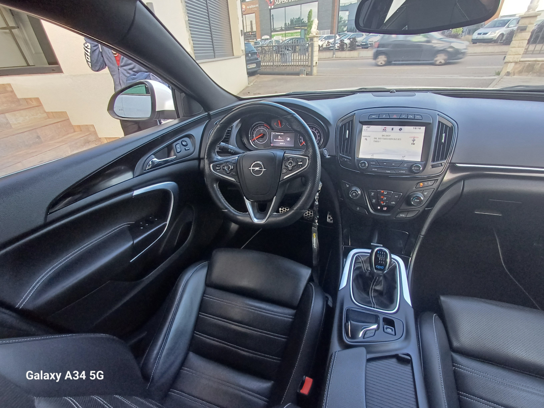 Opel Insignia — 13