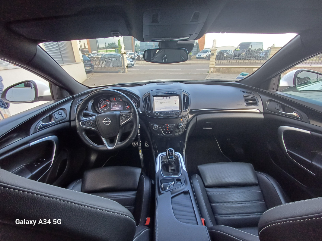 Opel Insignia — 17
