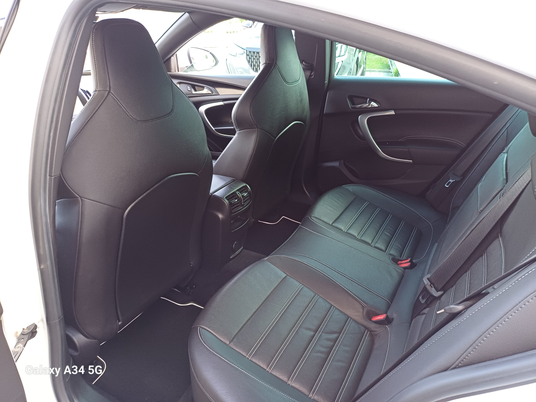 Opel Insignia — 19