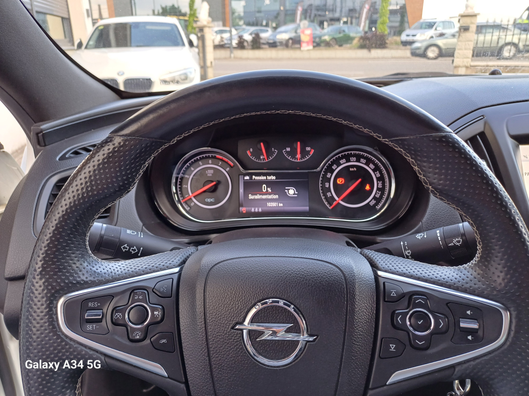 Opel Insignia — 14