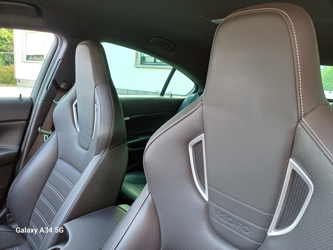 Opel Insignia — 18