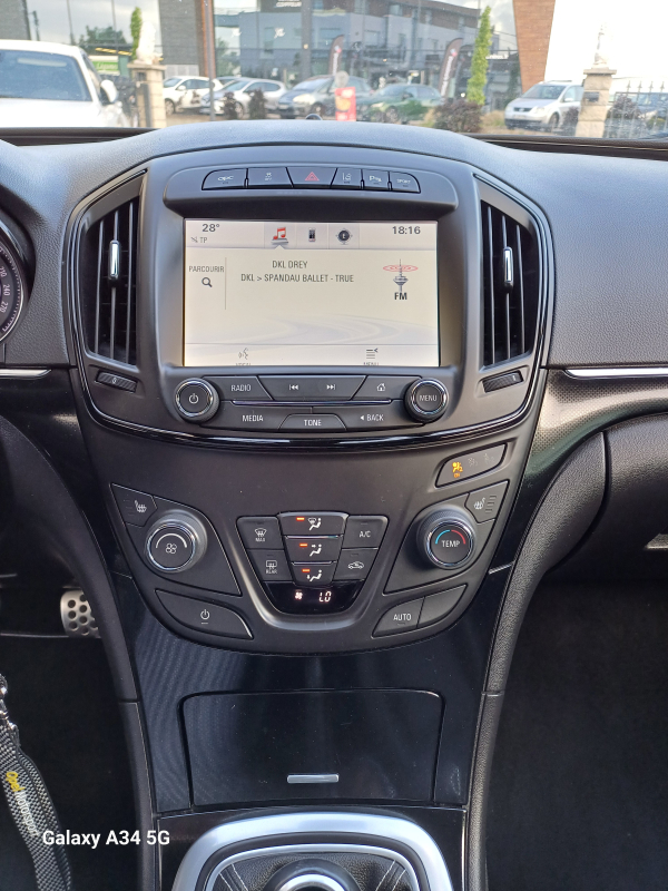 Opel Insignia — 15
