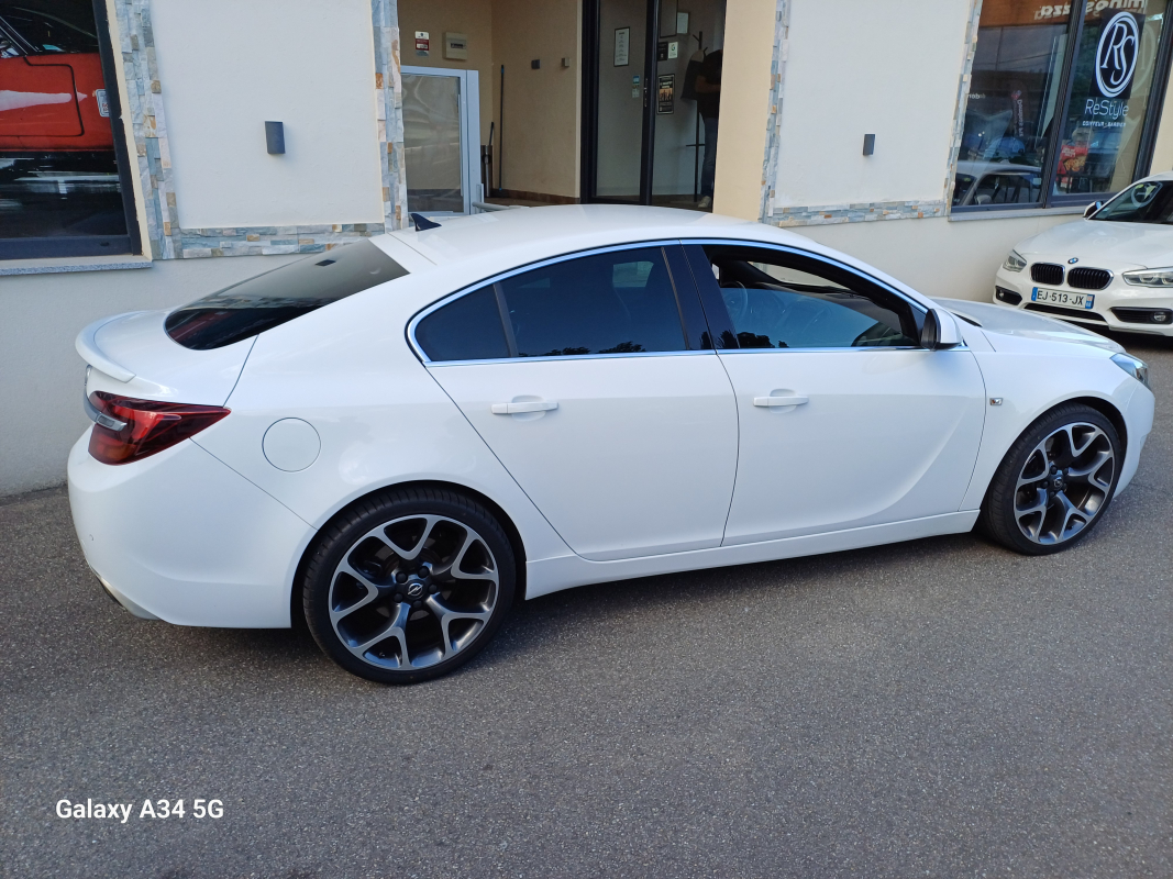 Opel Insignia — 8