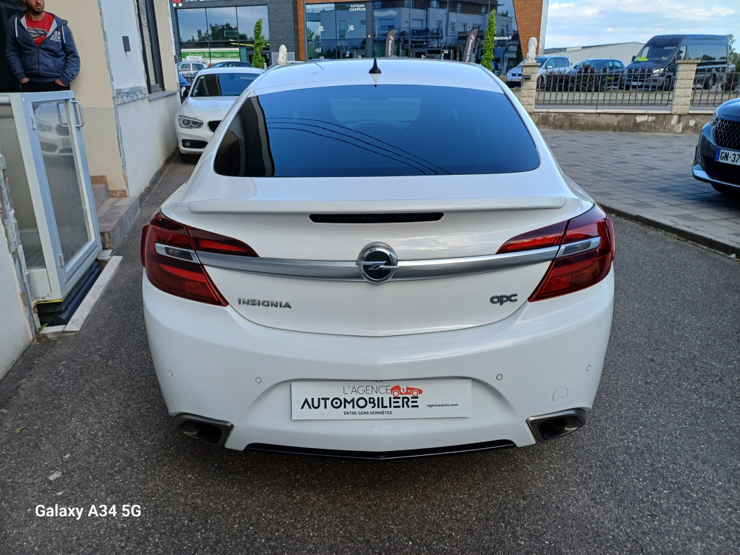 Opel Insignia — 29