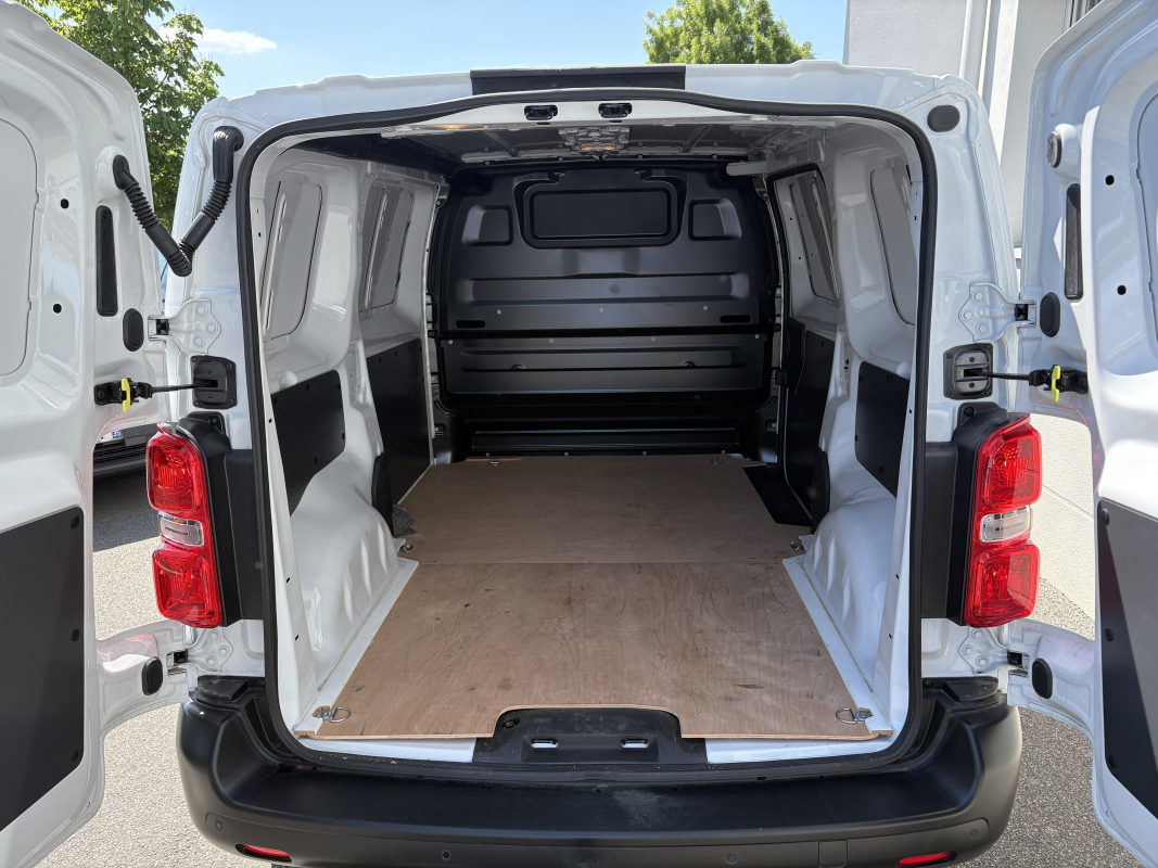 Opel Vivaro — 13