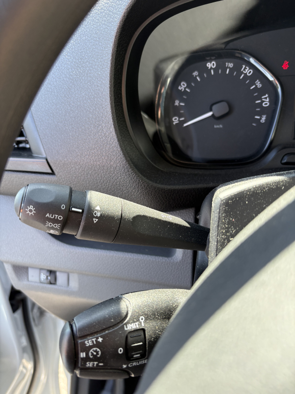 Opel Vivaro — 24