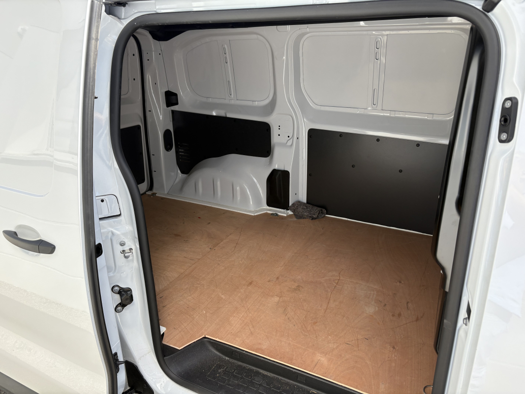 Opel Vivaro — 14