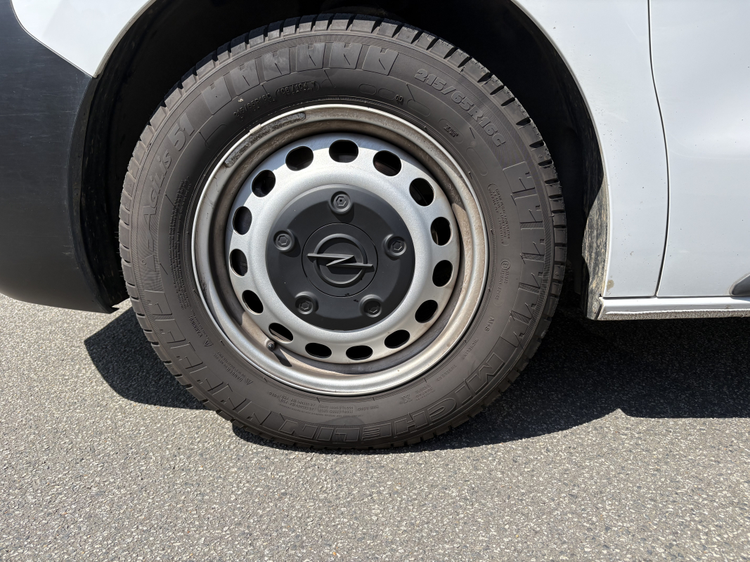 Opel Vivaro — 18