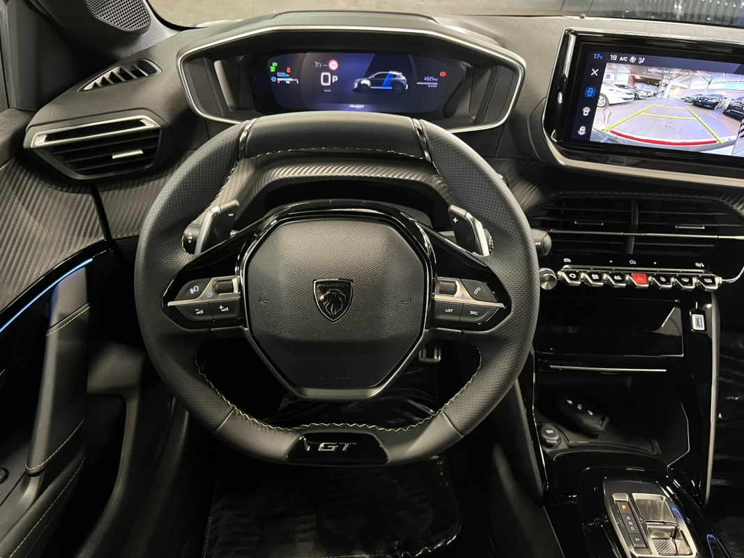 Peugeot 208 — 9