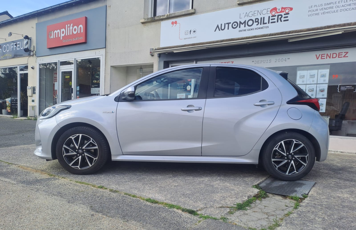 Toyota Yaris — 8