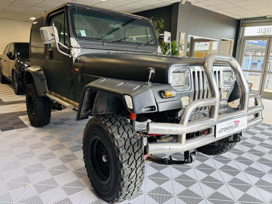 Jeep Wrangler — 4
