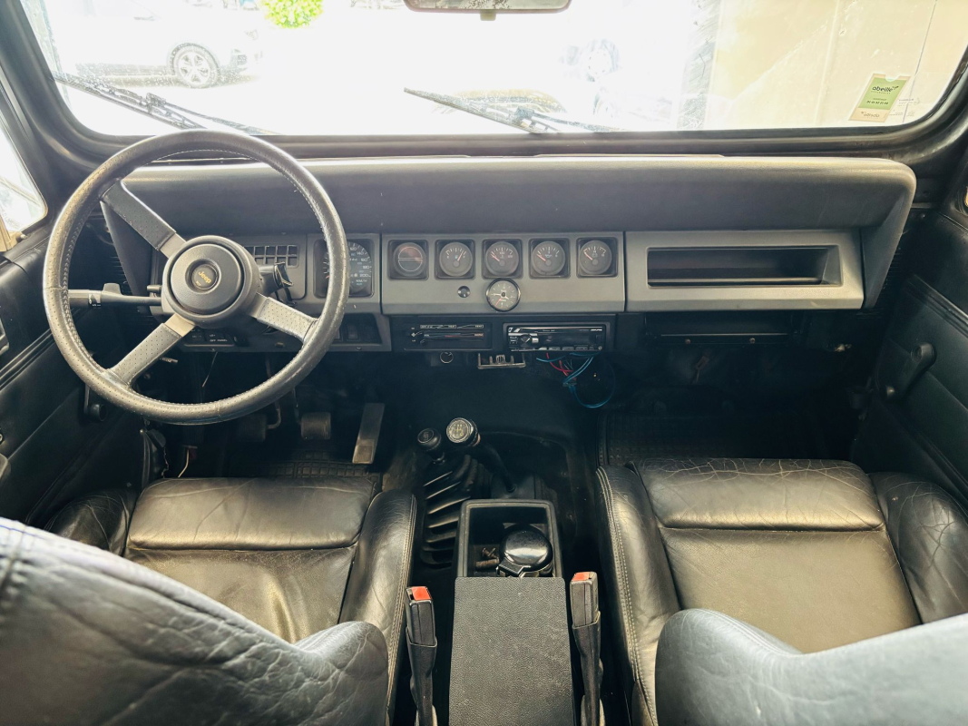 Jeep Wrangler — 12