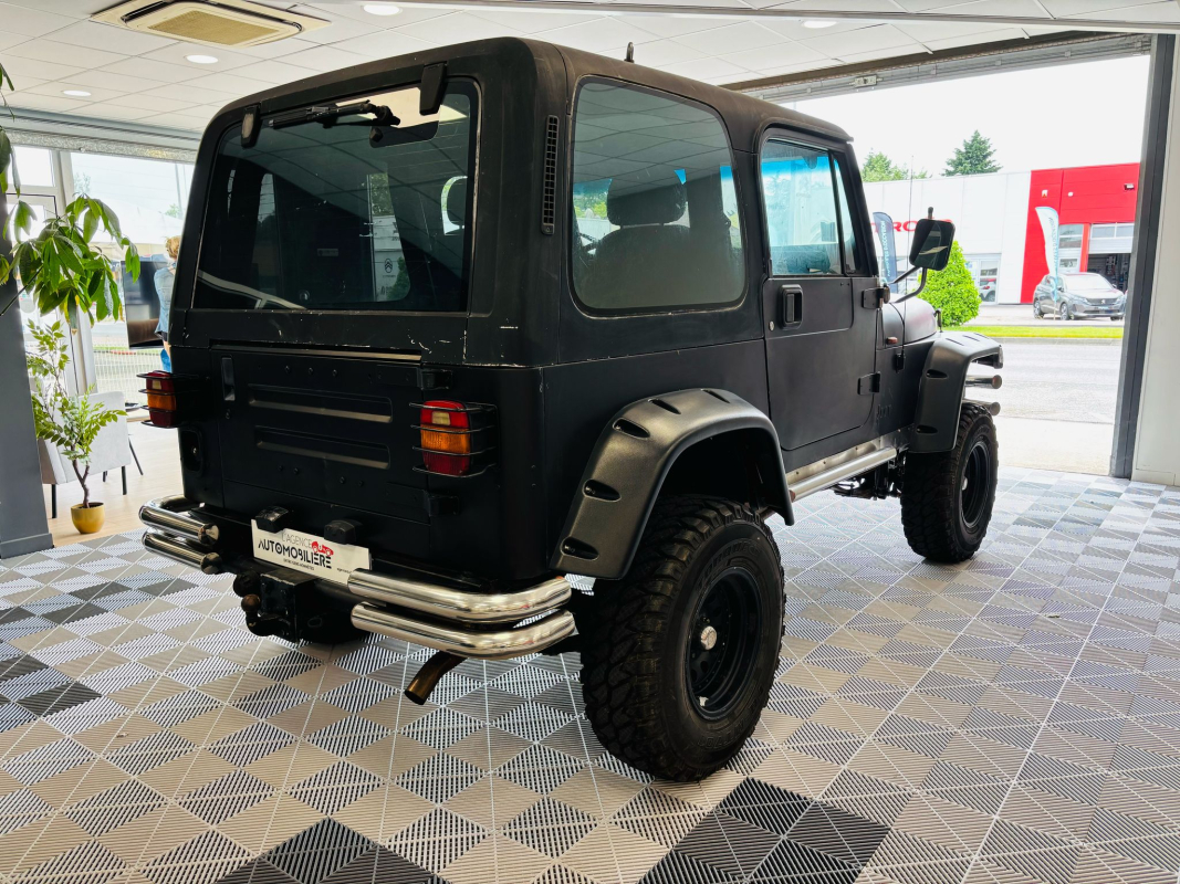 Jeep Wrangler — 7