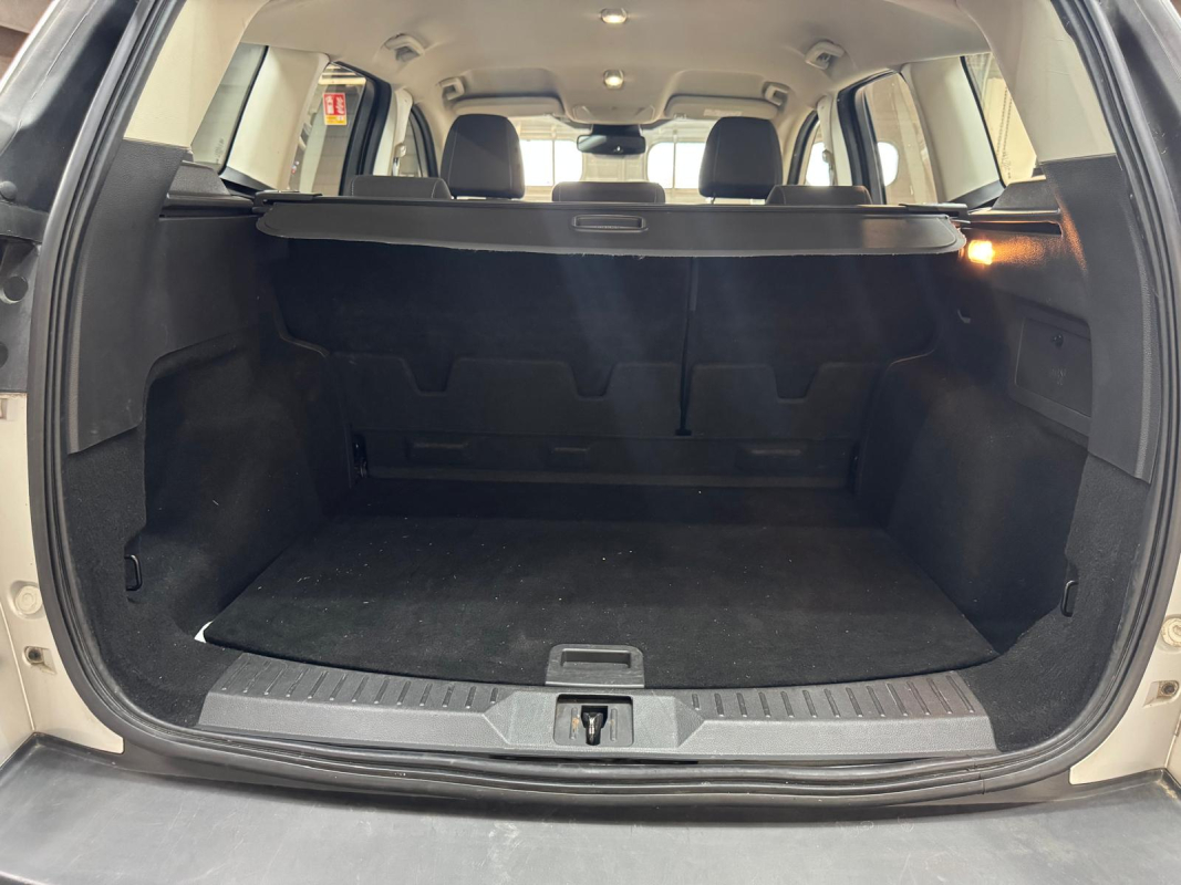 Ford Kuga — 19