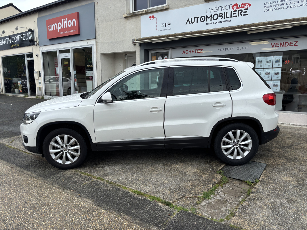 Volkswagen Tiguan — 8