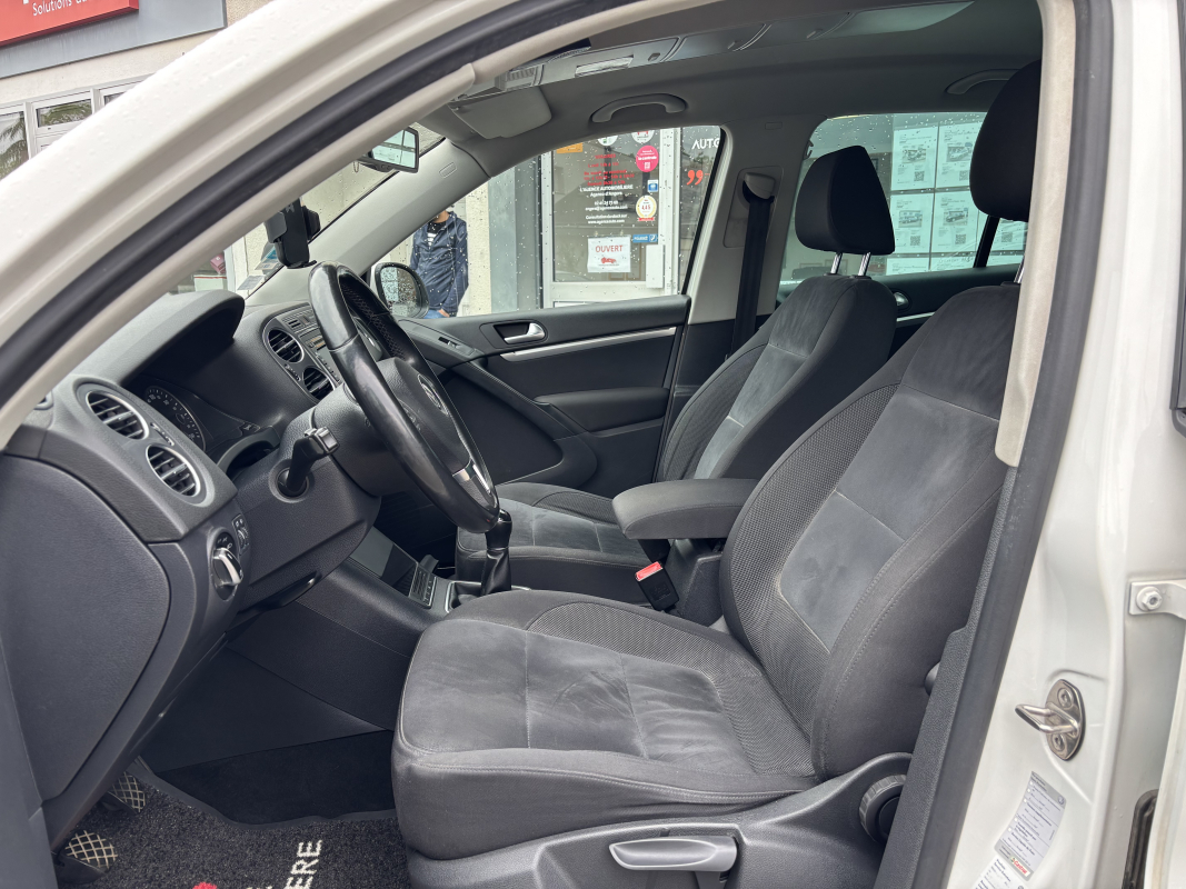 Volkswagen Tiguan — 9