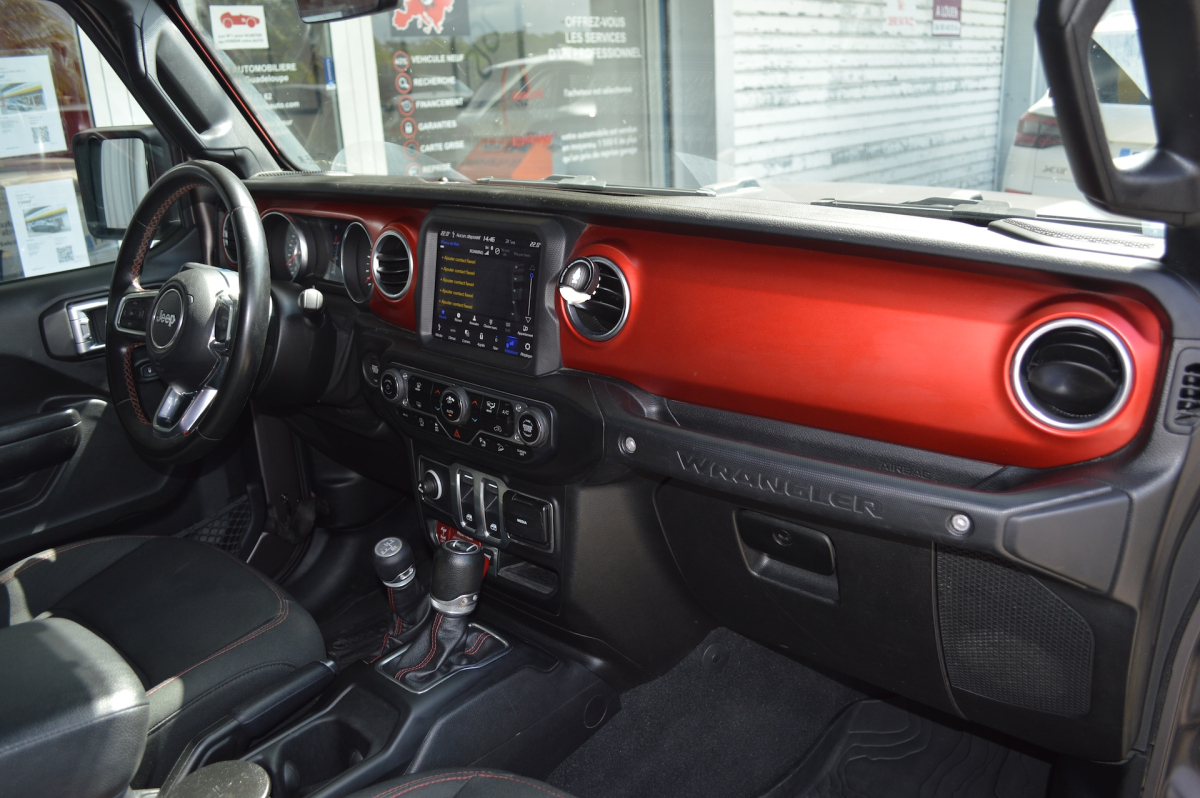 Jeep Wrangler — 12