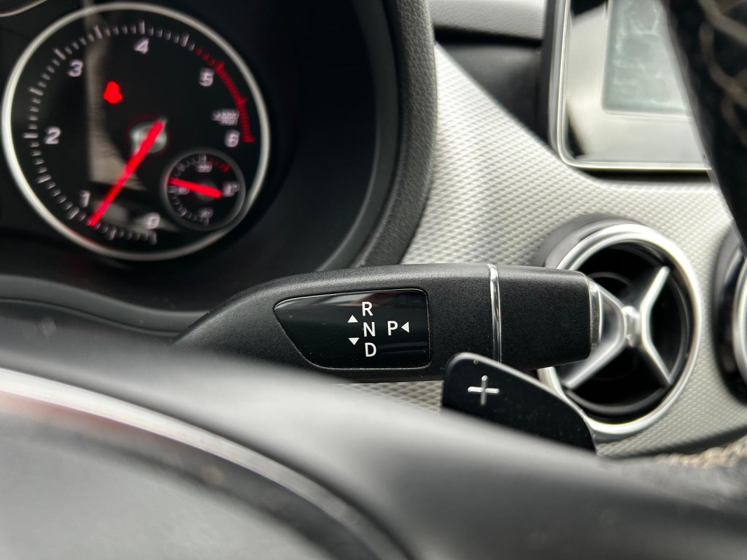Mercedes Classe B — 11