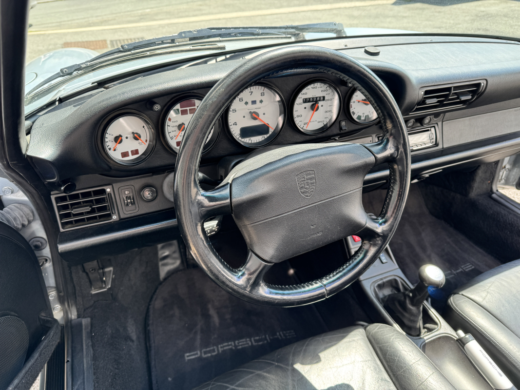 Porsche 911 — 23