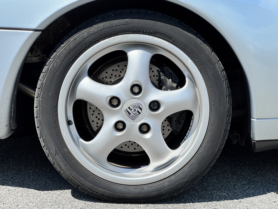 Porsche 911 — 37