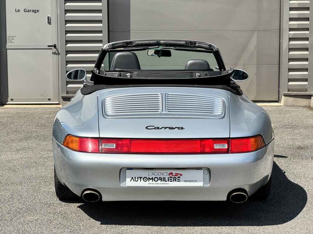 Porsche 911 — 9
