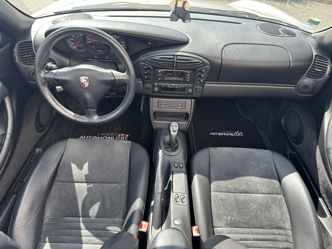 Porsche Boxster — 14