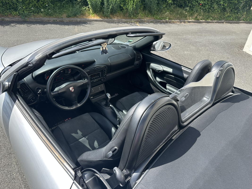 Porsche Boxster — 34