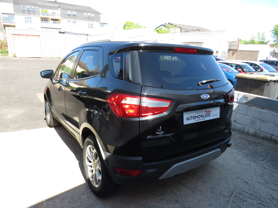 Ford Ecosport — 3