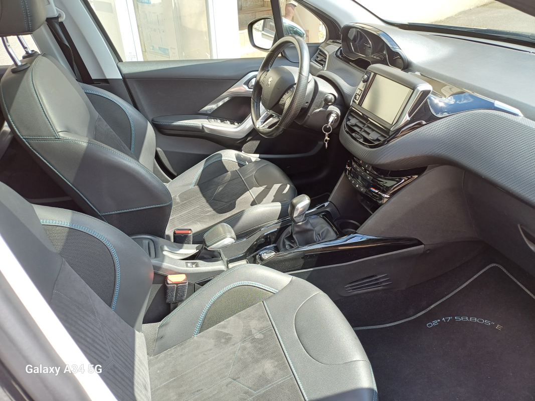Peugeot 2008 — 20