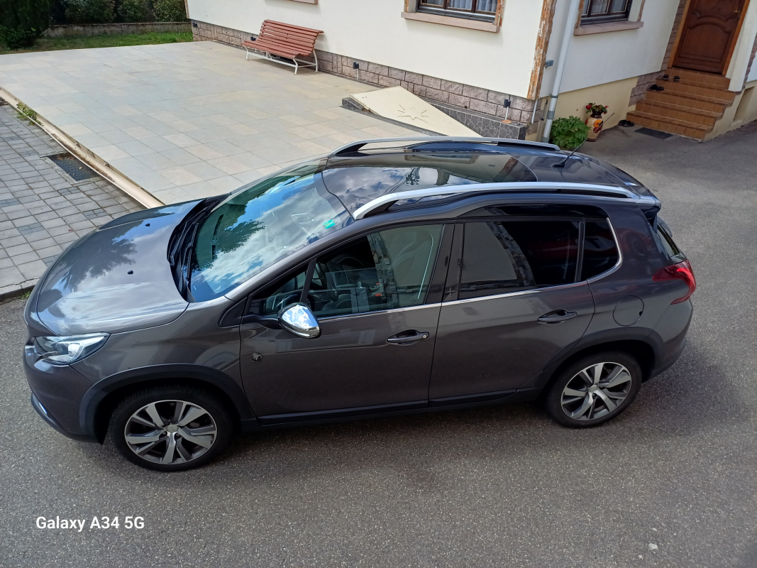 Peugeot 2008 — 6