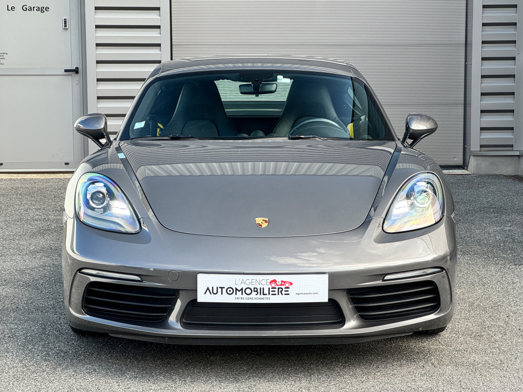 Porsche 718 — 2