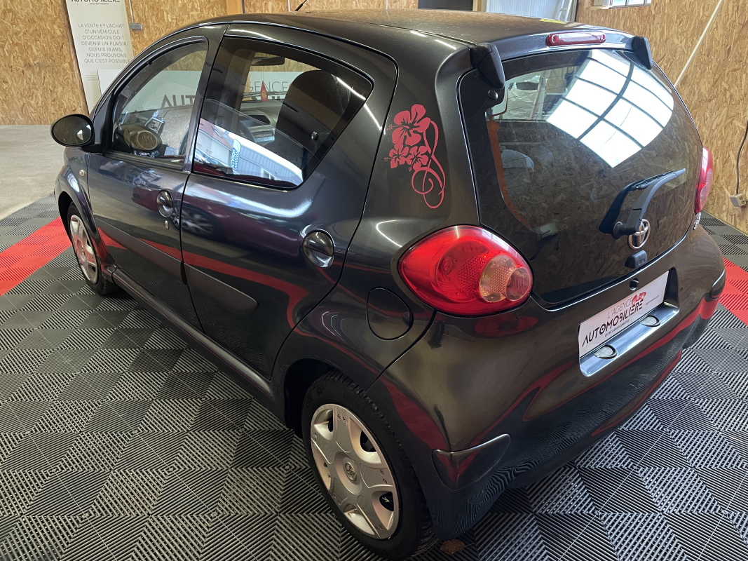Toyota Aygo — 3