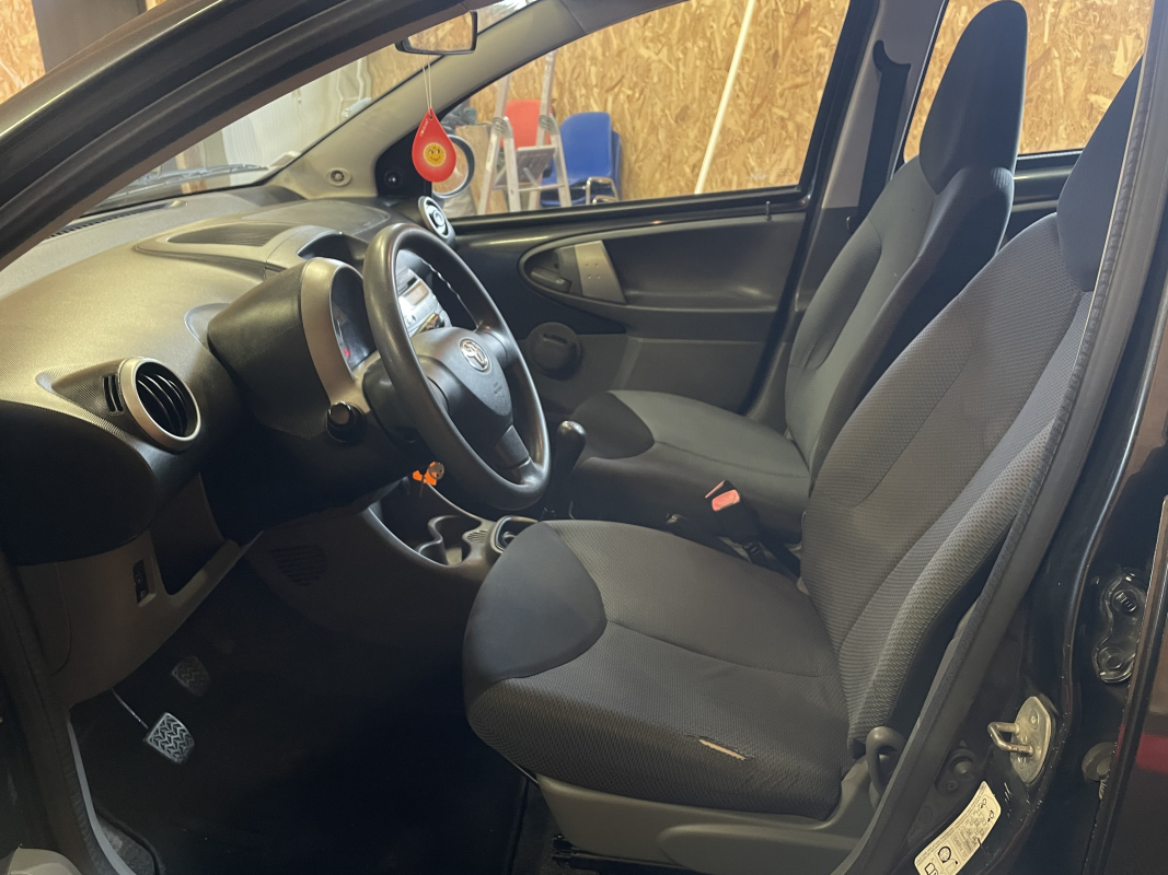 Toyota Aygo — 8