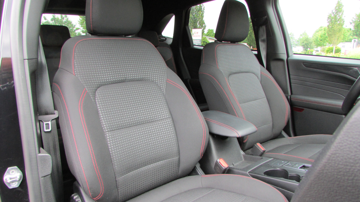 Ford Kuga — 10