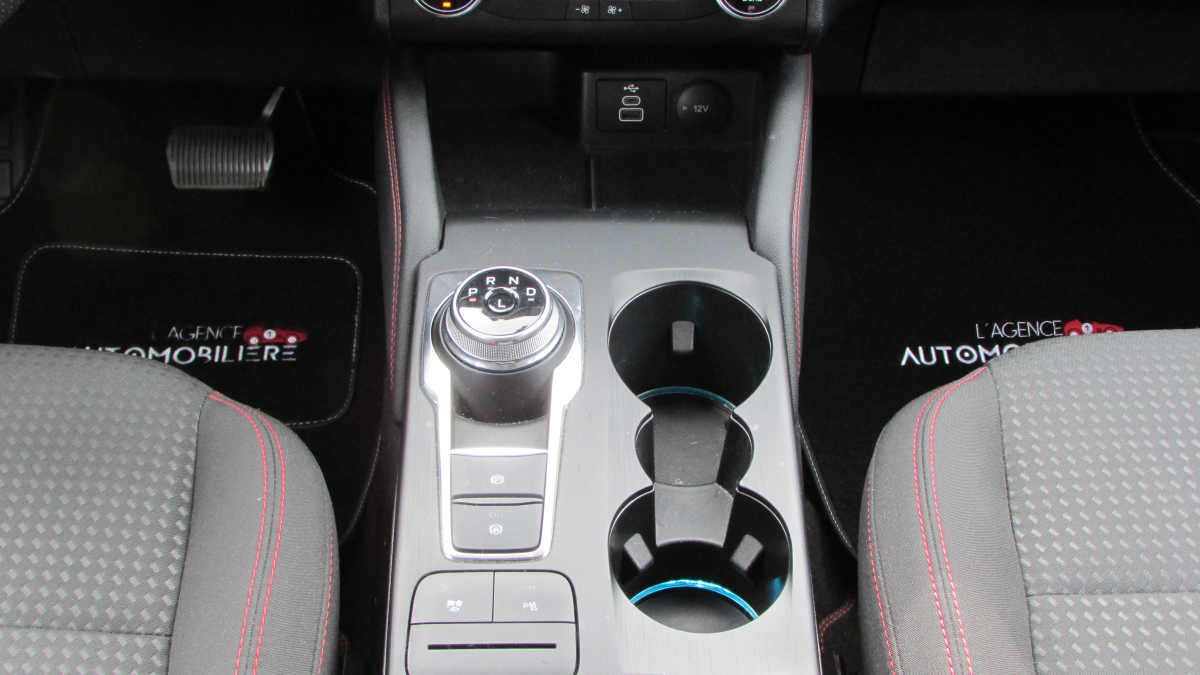 Ford Kuga — 16