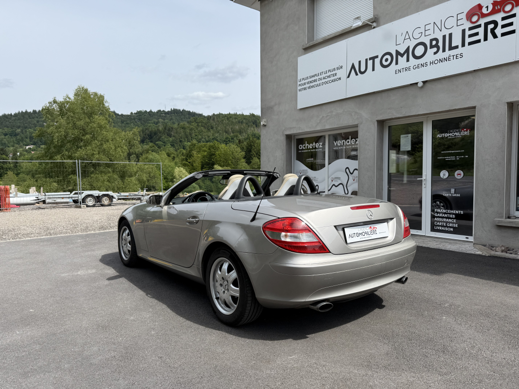 Mercedes SLK — 9