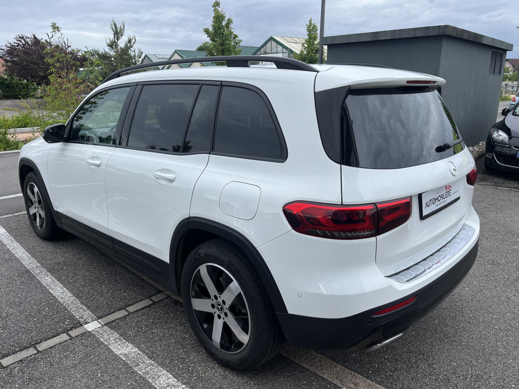 Mercedes GLB — 5