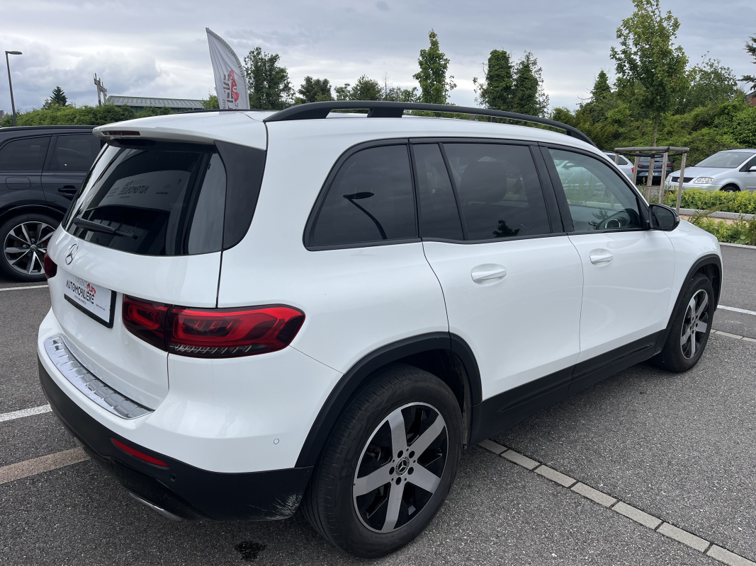 Mercedes GLB — 7