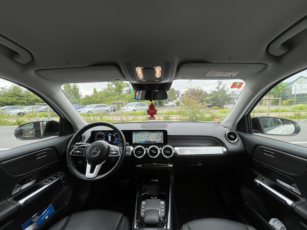 Mercedes GLB — 9