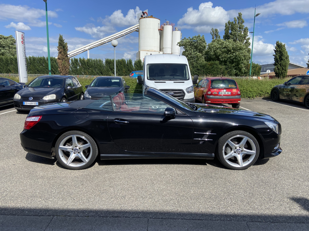 Mercedes SL — 11