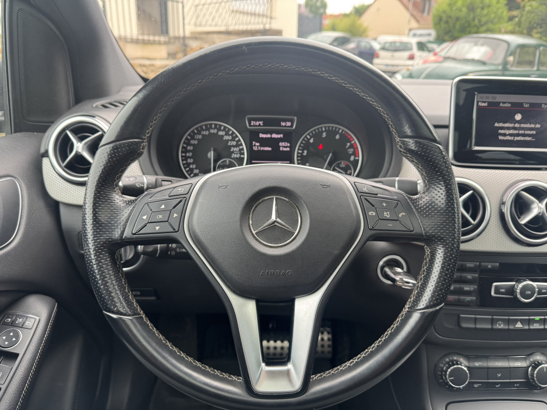 Mercedes Classe B — 15