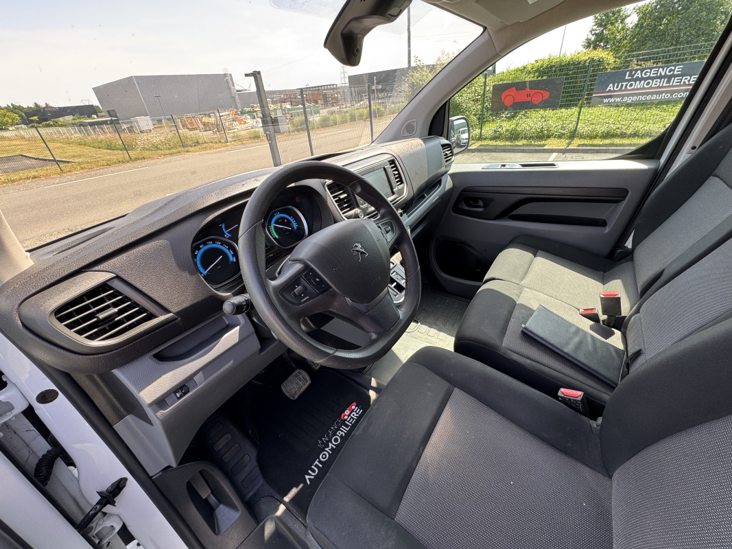 Peugeot Expert — 11