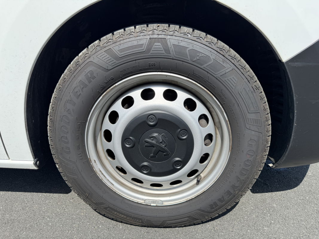 Peugeot Expert — 36