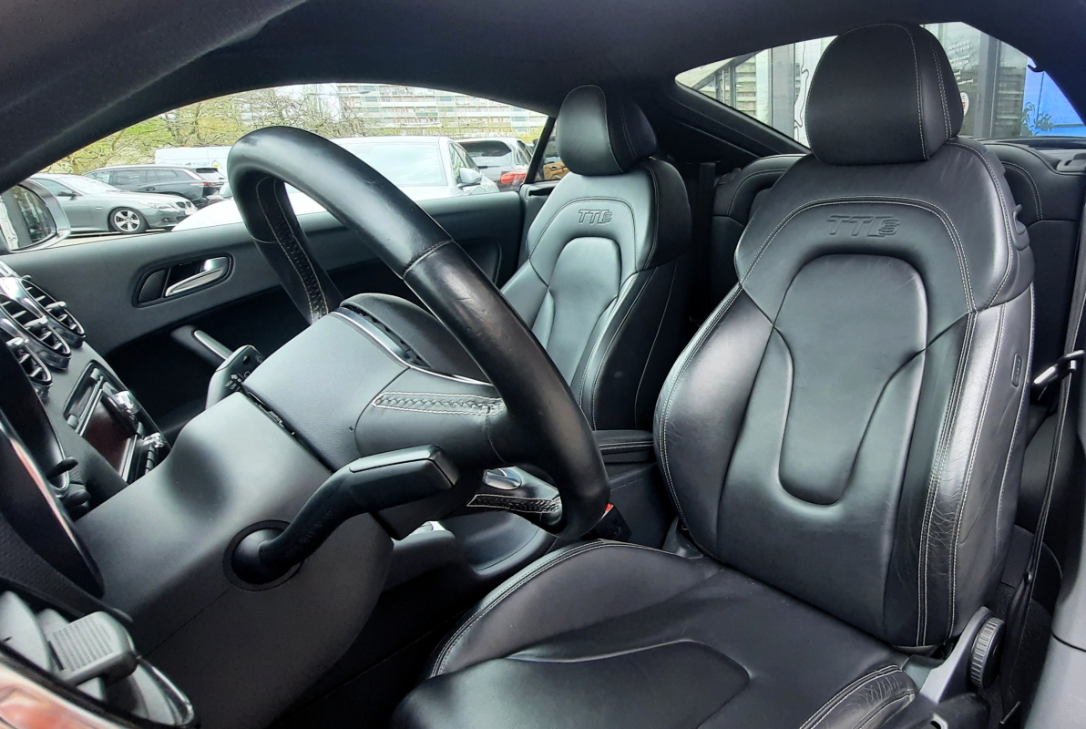 Audi TTS — 10