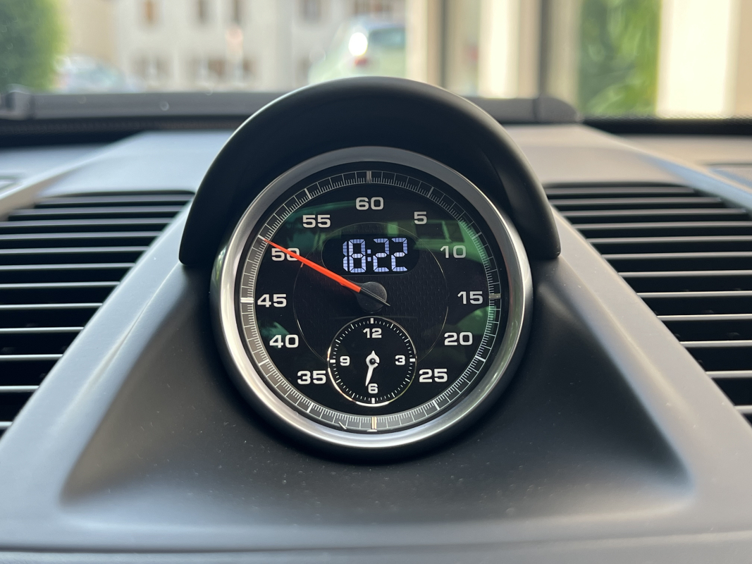 Porsche 911 — 18