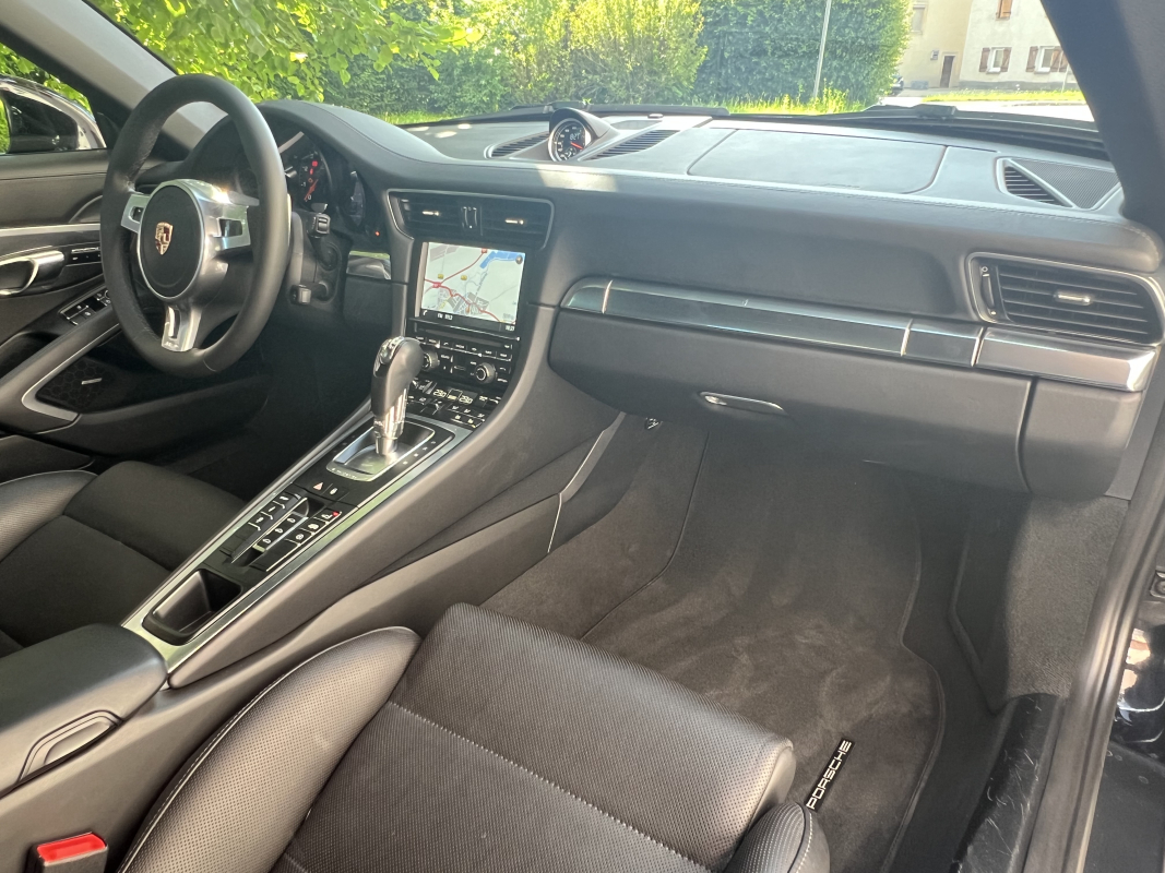 Porsche 911 — 33