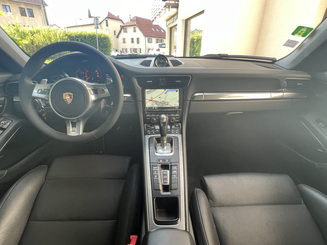 Porsche 911 — 10