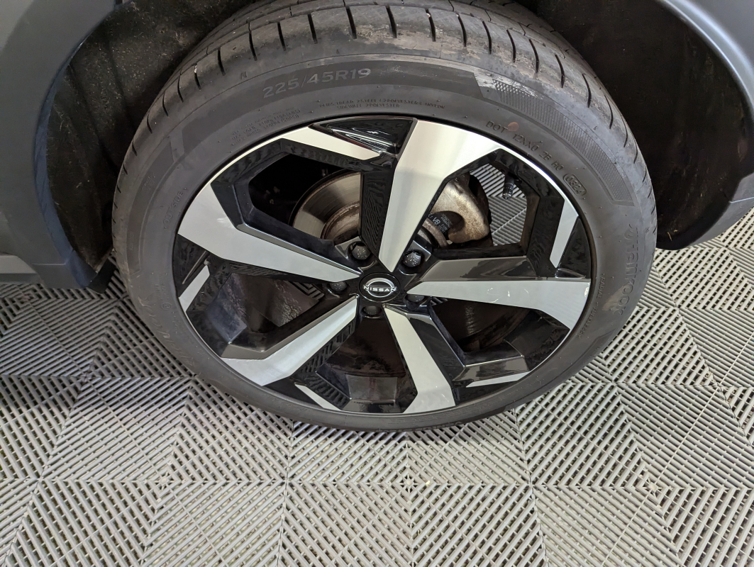 Nissan Juke — 25
